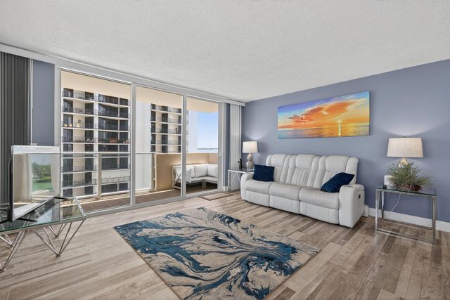 5440 N Ocean Drive 607, Singer Island, FL 33404