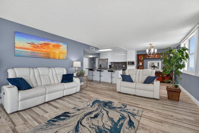 5440 N Ocean Drive 607, Singer Island, FL 33404