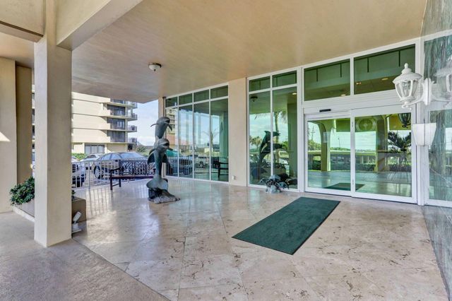 5440 N Ocean Drive 607, Singer Island, FL 33404