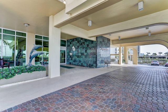 5440 N Ocean Drive 607, Singer Island, FL 33404