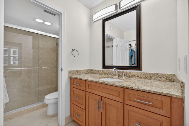 5440 N Ocean Drive 607, Singer Island, FL 33404