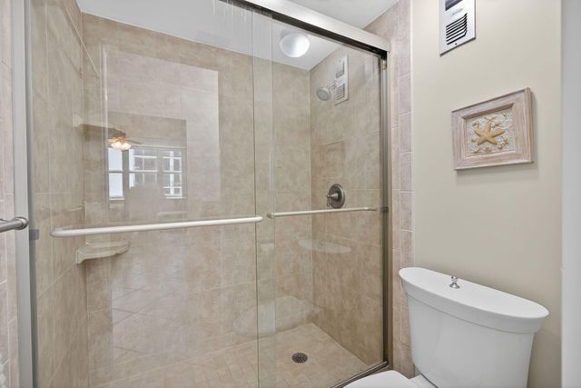 5440 N Ocean Drive 607, Singer Island, FL 33404