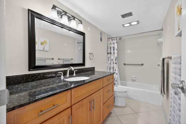 5440 N Ocean Drive 607, Singer Island, FL 33404