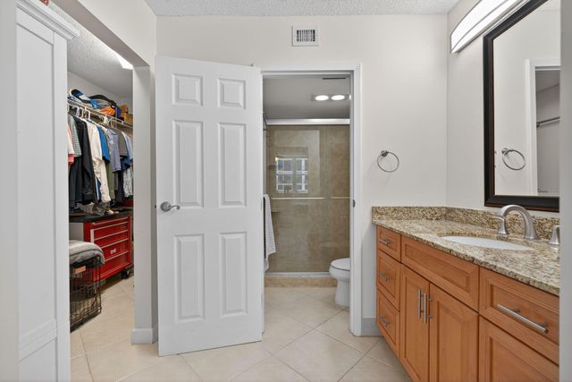 5440 N Ocean Drive 607, Singer Island, FL 33404
