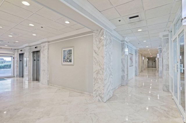 5440 N Ocean Drive 607, Singer Island, FL 33404