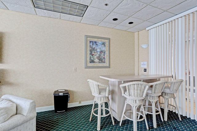 5440 N Ocean Drive 607, Singer Island, FL 33404