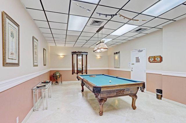 5440 N Ocean Drive 607, Singer Island, FL 33404