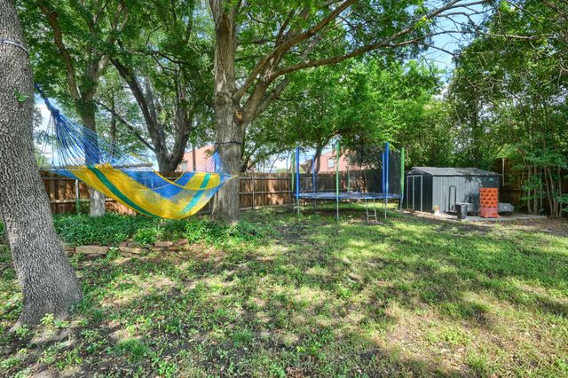 8516 Bellingham Drive, Dallas, TX 75228
