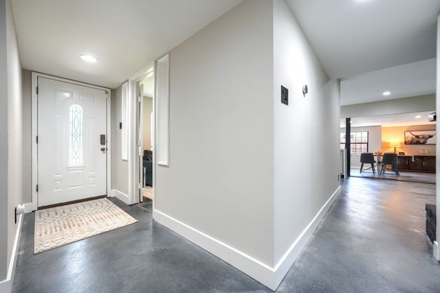 8516 Bellingham Drive, Dallas, TX 75228