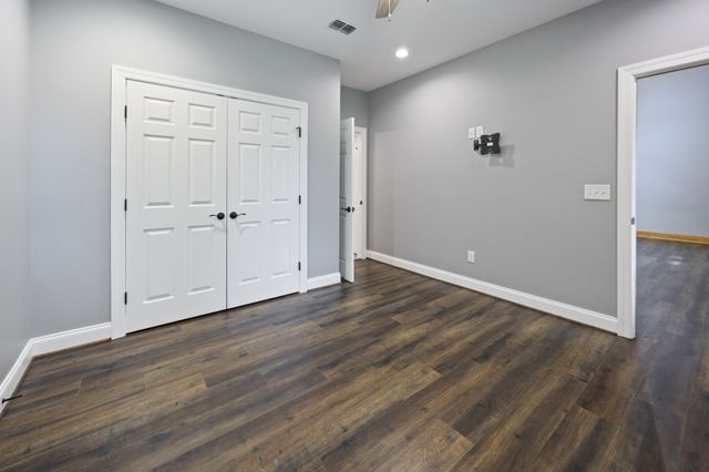 311 Nash Ln, Estill Springs, TN 37330