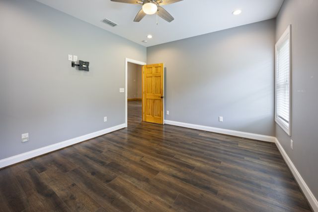311 Nash Ln, Estill Springs, TN 37330