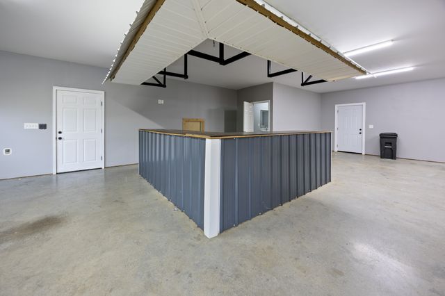 311 Nash Ln, Estill Springs, TN 37330
