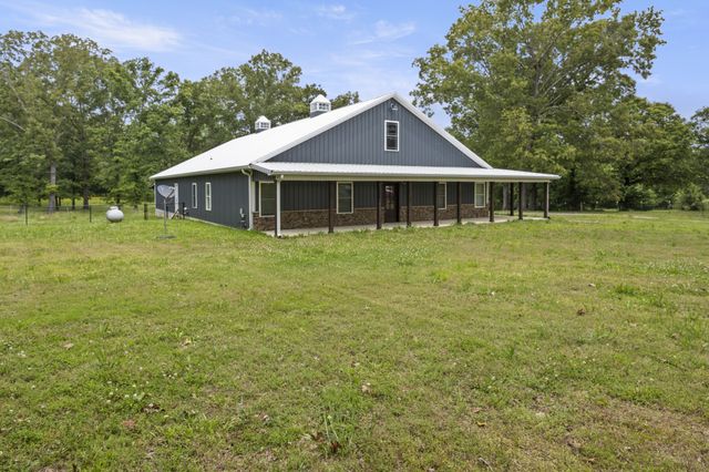311 Nash Ln, Estill Springs, TN 37330
