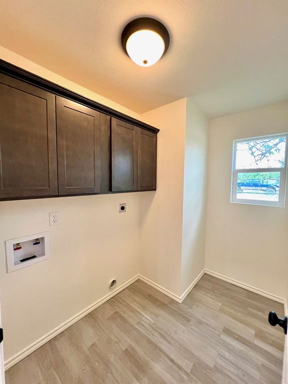 Image 9 of property listing at 317 E 25th St, San Angelo, TX 76903