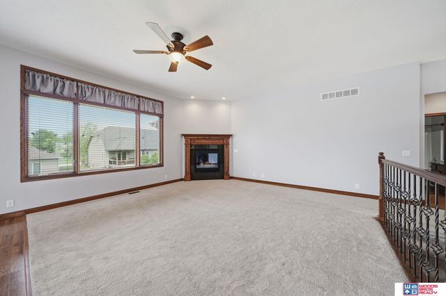 9403 S 28th Street, Lincoln, NE 68516