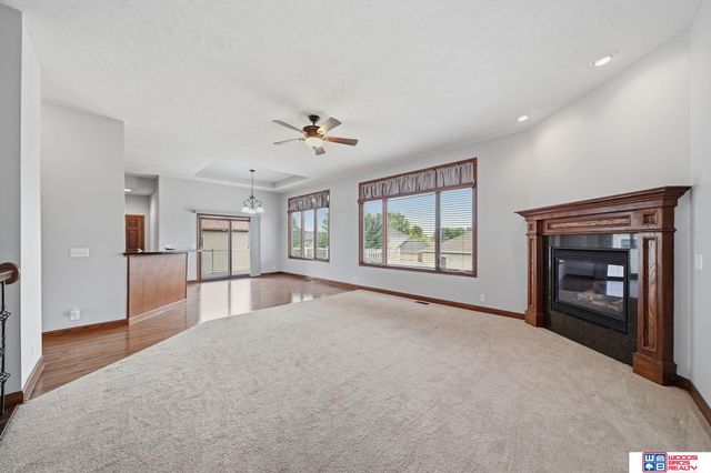 9403 S 28th Street, Lincoln, NE 68516