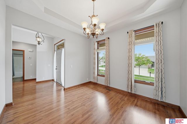 9403 S 28th Street, Lincoln, NE 68516