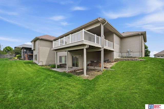 9403 S 28th Street, Lincoln, NE 68516