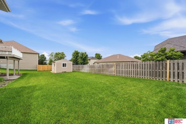 9403 S 28th Street, Lincoln, NE 68516