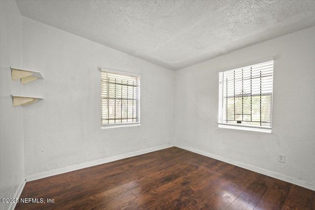 6601 CLEVELAND Road, Jacksonville, FL 32209