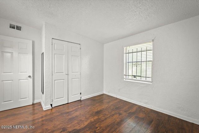 6601 CLEVELAND Road, Jacksonville, FL 32209