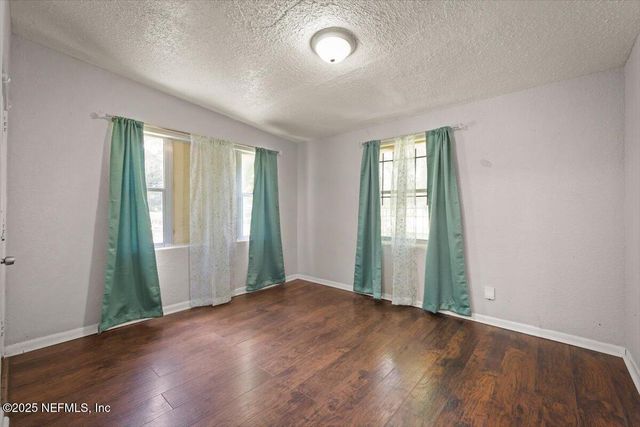 6601 CLEVELAND Road, Jacksonville, FL 32209