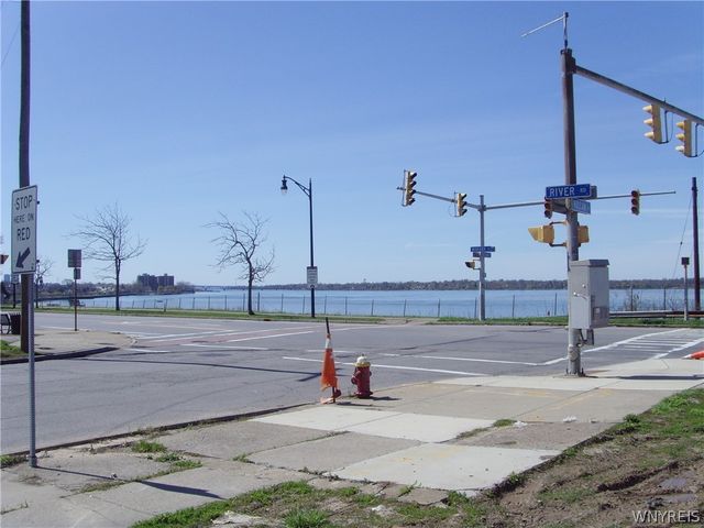 14 Vulcan Street, Tonawanda, NY 14207