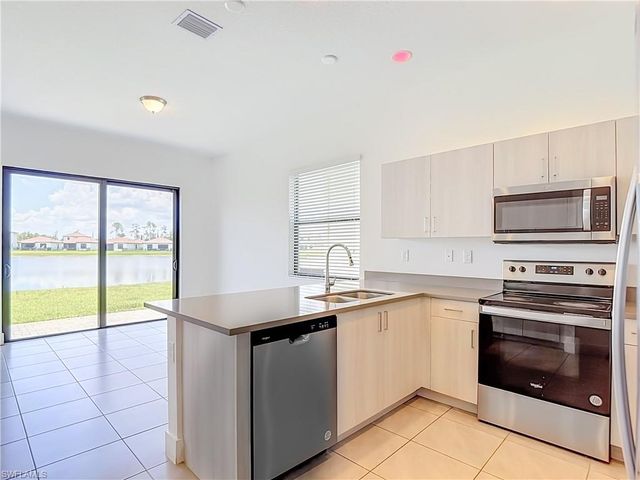 5669 Cerva LN, Ave Maria, FL 34142