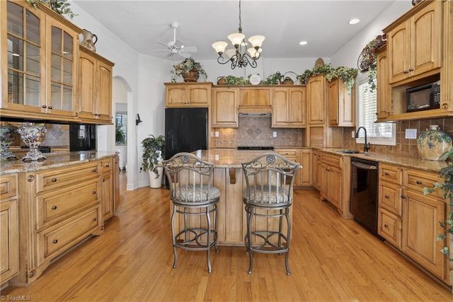 8939 New Hope Road, Denton, NC 27239