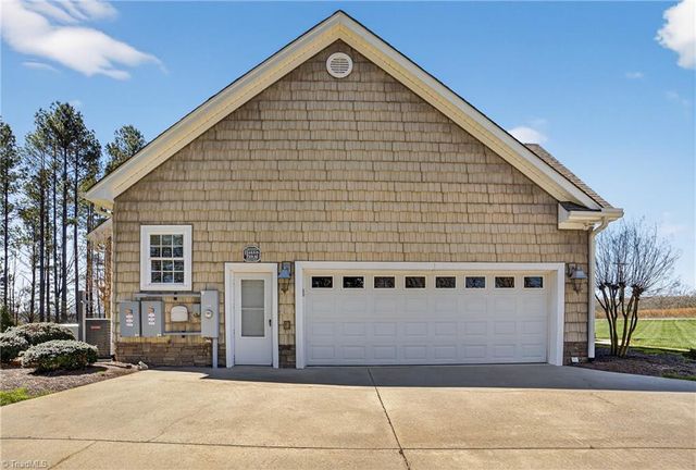 8939 New Hope Road, Denton, NC 27239