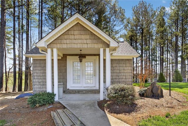 8939 New Hope Road, Denton, NC 27239