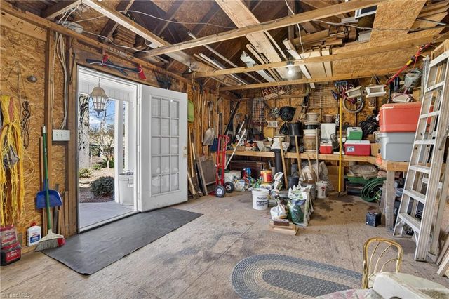 8939 New Hope Road, Denton, NC 27239