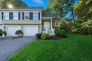 32 Windpath E 32, West Springfield, MA 01089