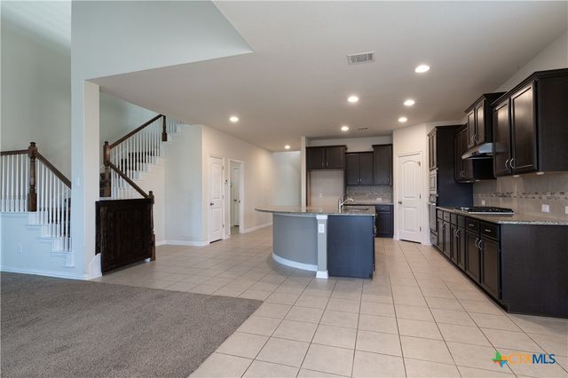 634 Blossom Valley Stream, Buda, TX 78610