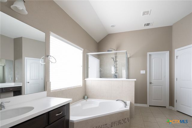 634 Blossom Valley Stream, Buda, TX 78610