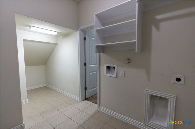 634 Blossom Valley Stream, Buda, TX 78610