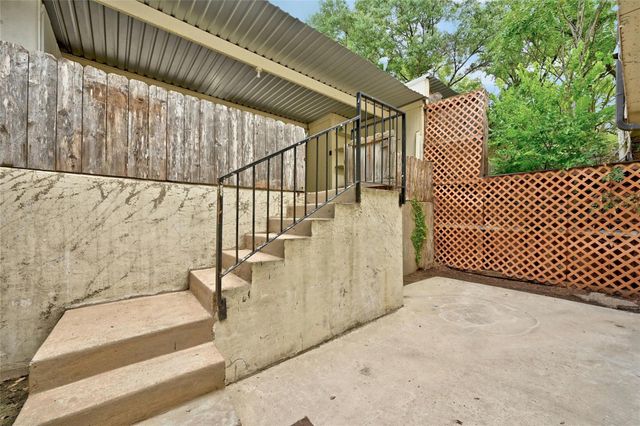 6637 Valleyside RD, Austin, TX 78731
