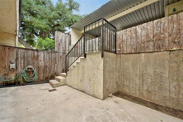 6637 Valleyside RD, Austin, TX 78731