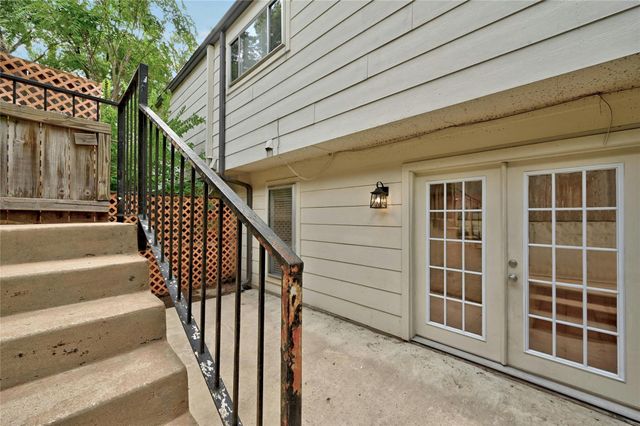 6637 Valleyside RD, Austin, TX 78731