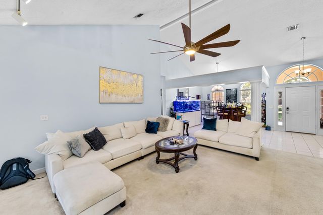 2809 Lee Trevino Court, Shalimar, FL 32579