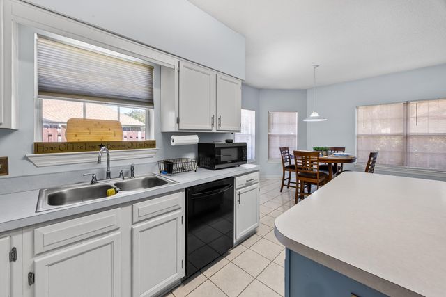 2809 Lee Trevino Court, Shalimar, FL 32579