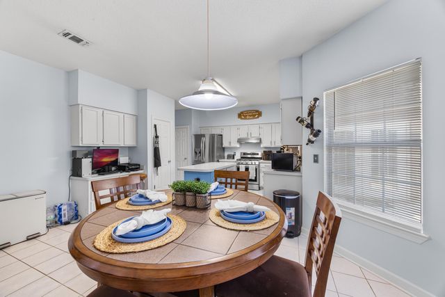 2809 Lee Trevino Court, Shalimar, FL 32579