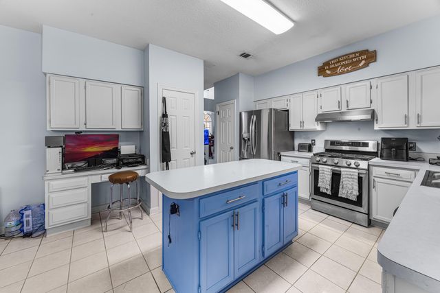 2809 Lee Trevino Court, Shalimar, FL 32579