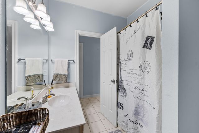 2809 Lee Trevino Court, Shalimar, FL 32579