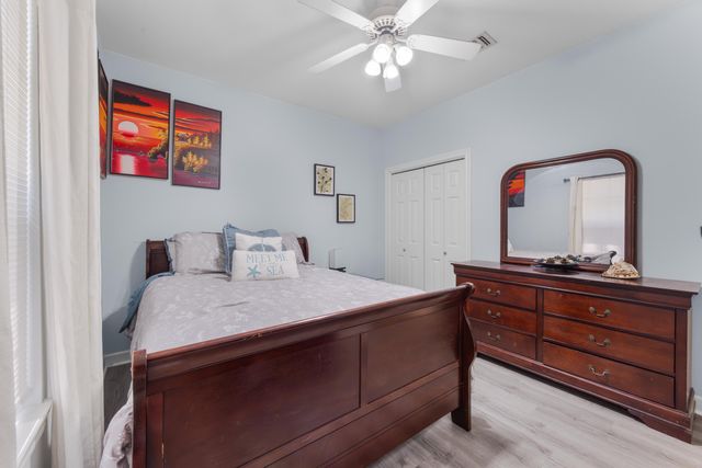 2809 Lee Trevino Court, Shalimar, FL 32579