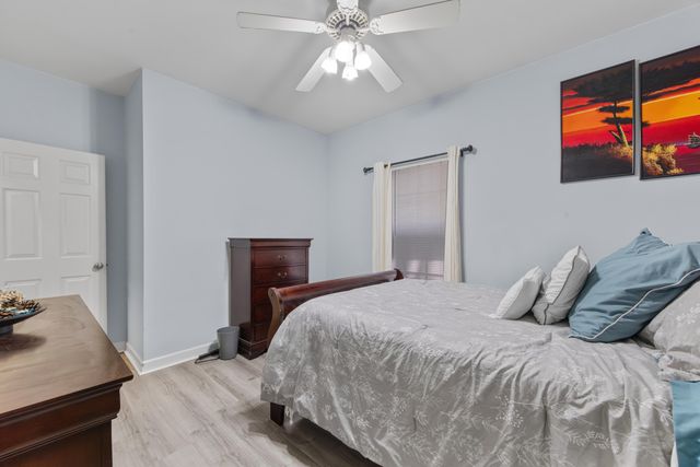 2809 Lee Trevino Court, Shalimar, FL 32579