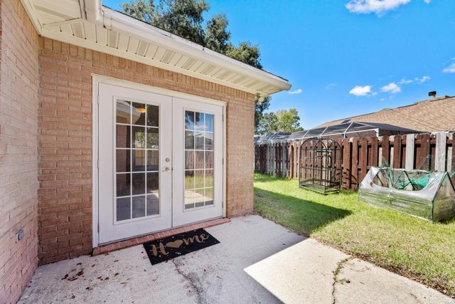 2809 Lee Trevino Court, Shalimar, FL 32579