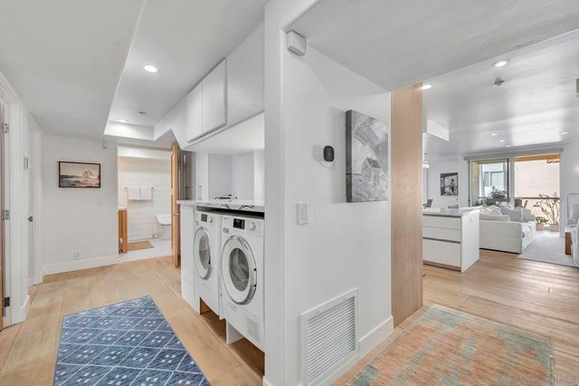 202 Coast Blvd 8, La Jolla, CA 92037