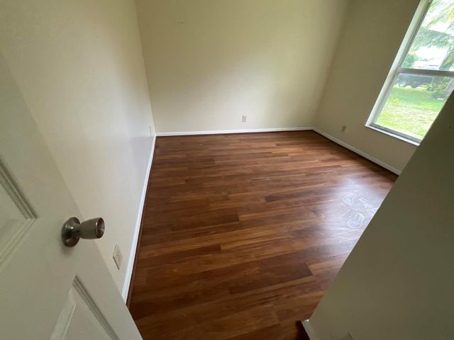 1002 SW Romaine Lane, Port St Lucie, FL 34953