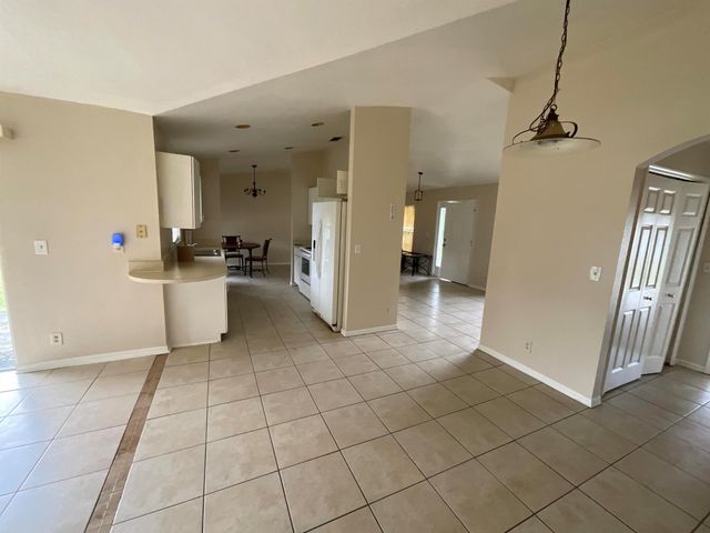 1002 SW Romaine Lane, Port St Lucie, FL 34953